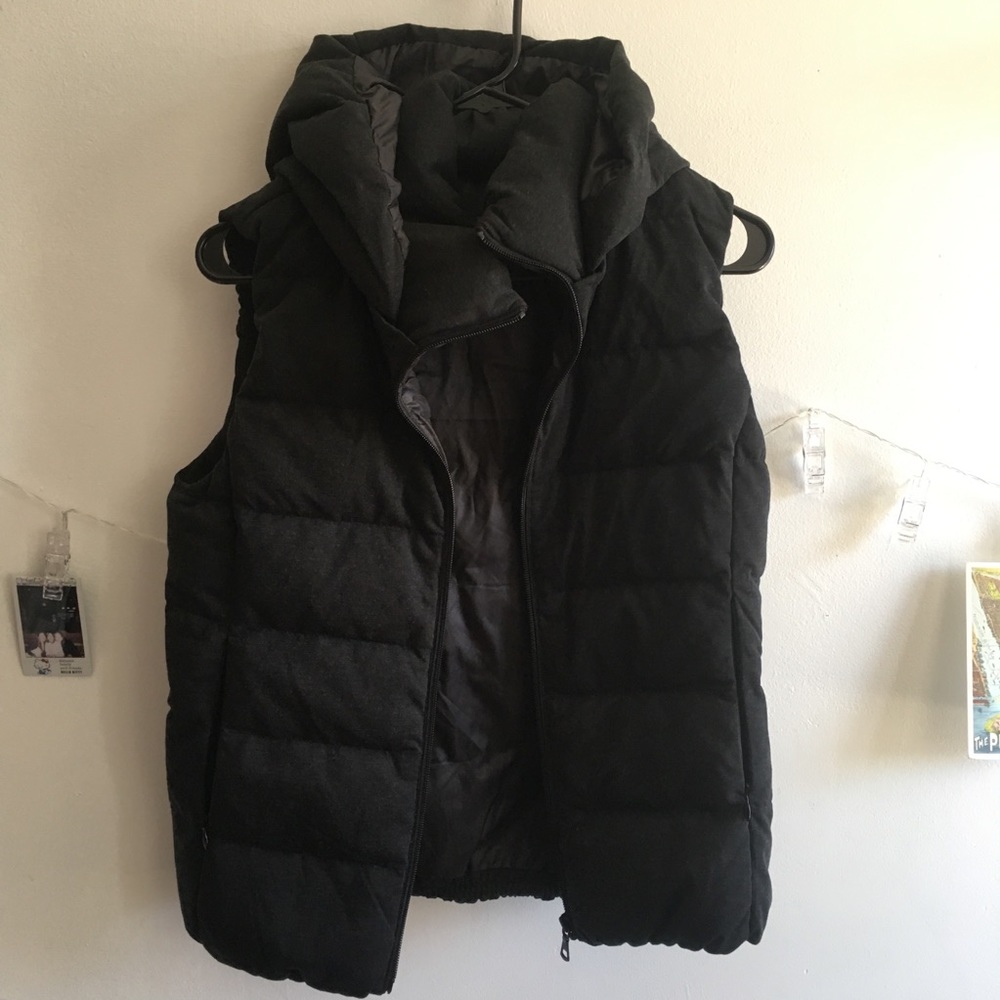 Uniqlo vested jacket